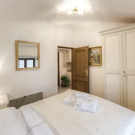 Hasi Penzion 4*
